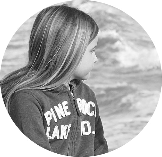 Guiding principles advice and techniques on how to tell console and comfort a child through grief